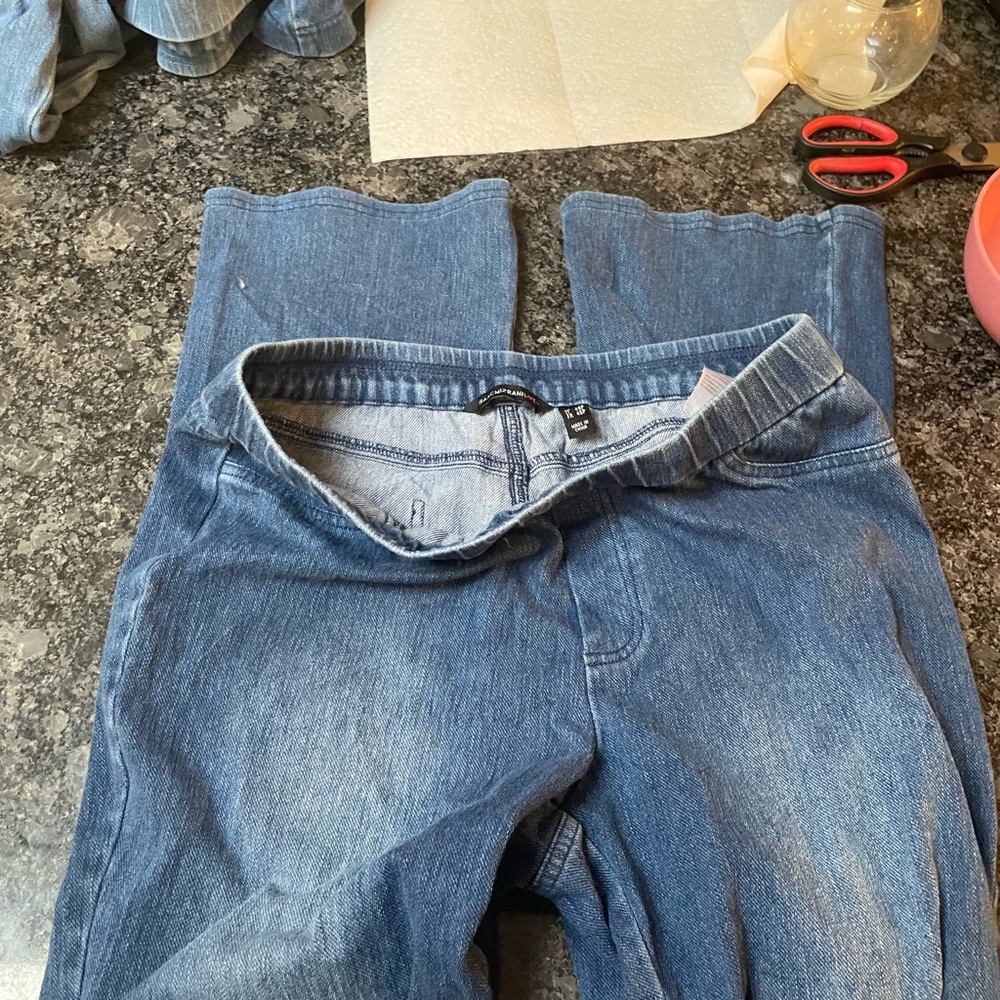 Isaac Mizrahi Classic Blue Jeans 12p